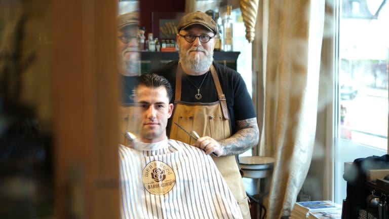 Ulis hat mit 51 noch eine Barber-Ausbildung gemacht